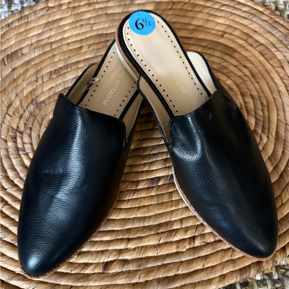 Adrienne Vittadini Black Leather Mules